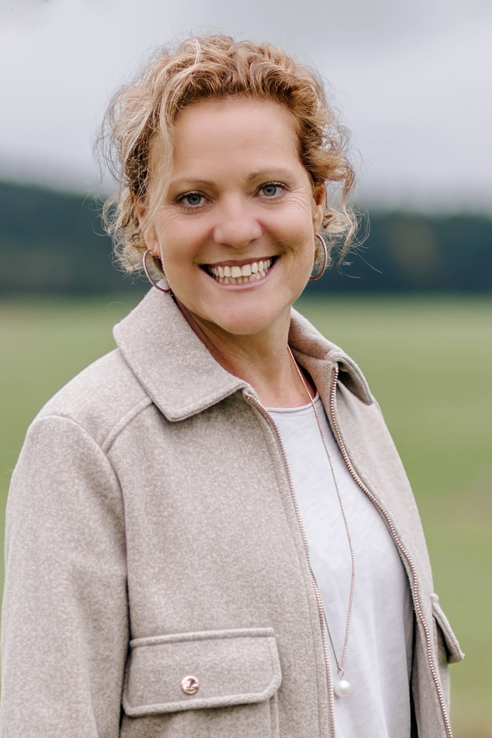 2 ANNATINA MANNINGER